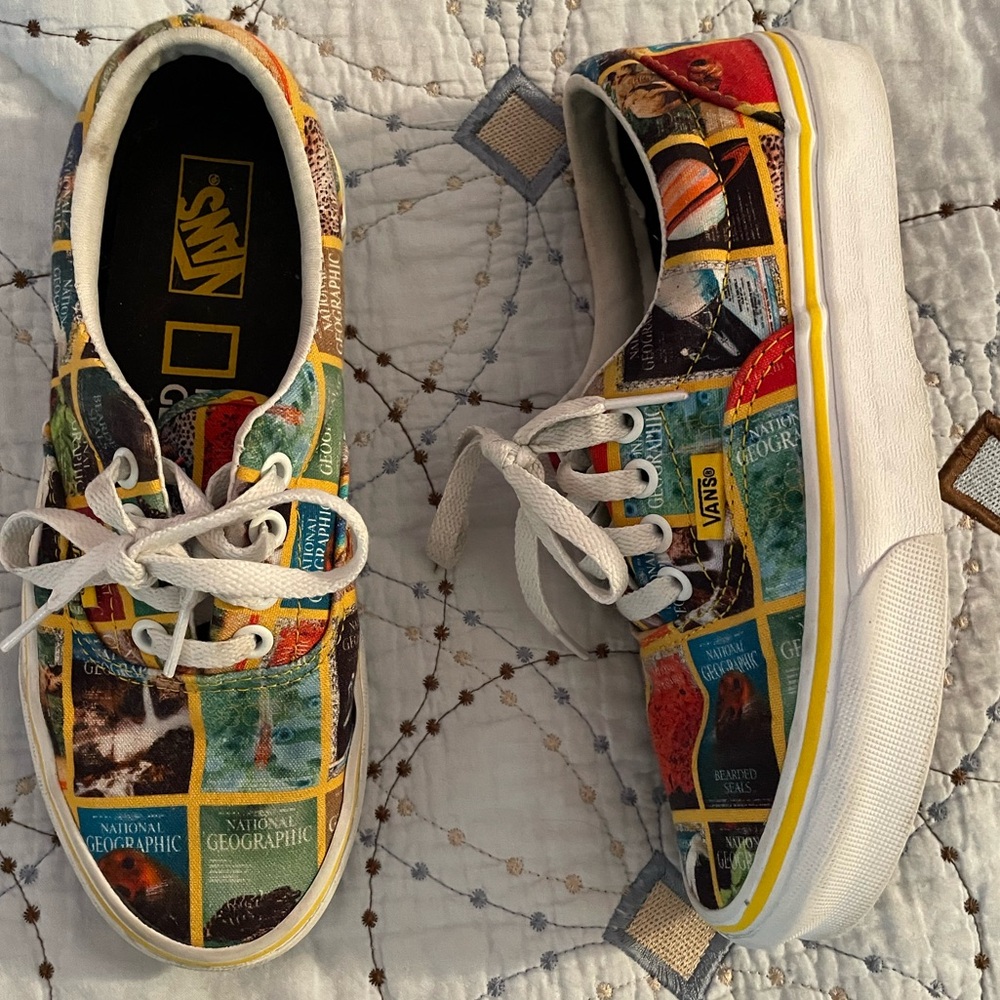 Vans x National Geographic shoes women’s 5.5